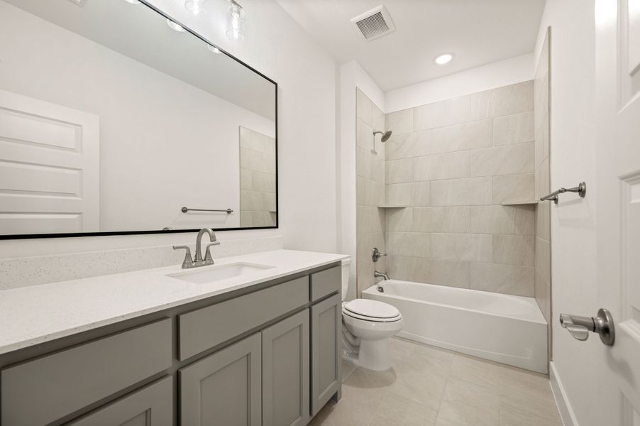 Furnished interior view inside a new home in Settlers Glen, New Fairview (Image 17). Furnished interior view inside a new home in Settlers Glen, New Fairview (Image 17).