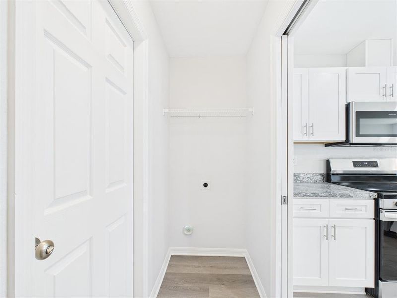 Furnished interior view inside a new home in , Lakeland (Image 8).