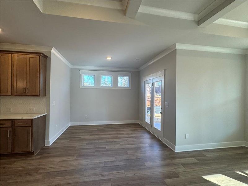 Spacious, unfurnished interior of a new home in Rosewood Lake Preserve, Hoschton (Image 19).