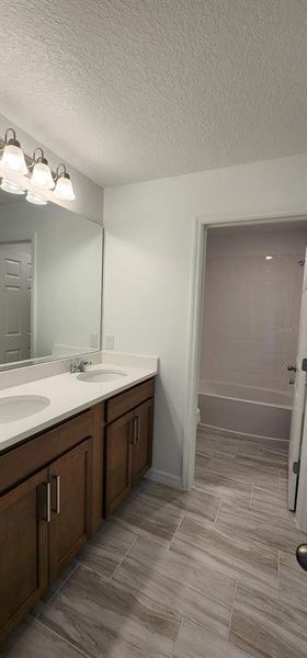 Furnished interior view inside a new home in , Davenport (Image 8).