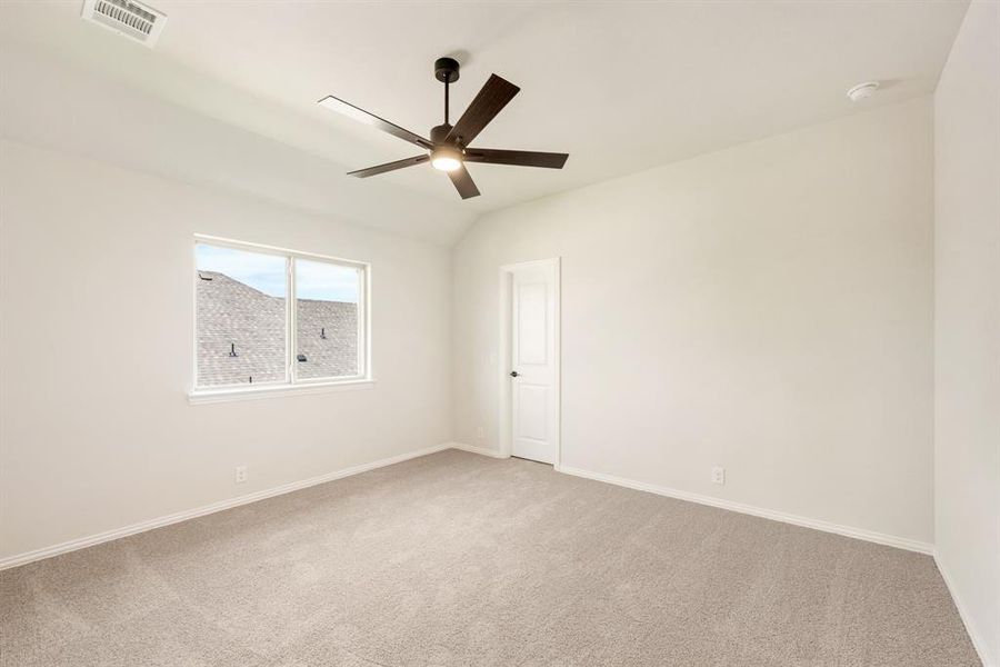 Spacious, unfurnished interior of a new home in Trees Farm, DeSoto (Image 33). Spacious, unfurnished interior of a new home in Trees Farm, DeSoto (Image 33).