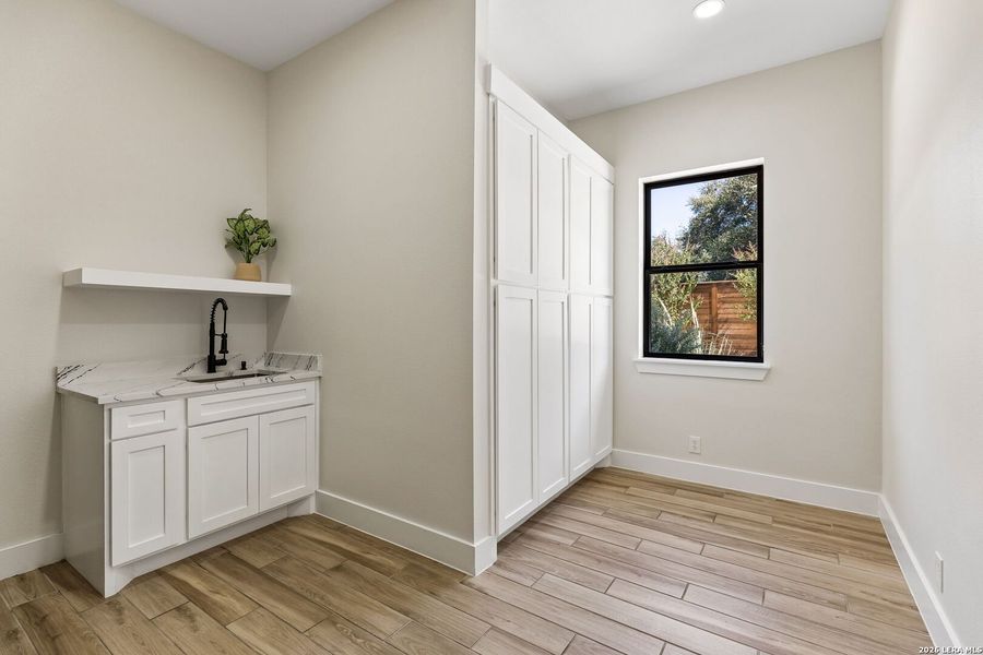 Furnished interior view inside a new home in , Leon Valley (Image 42).