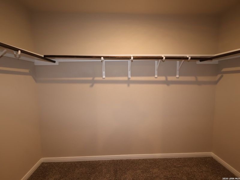 Spacious, unfurnished interior of a new home in Greenspoint Heights, Seguin (Image 22).