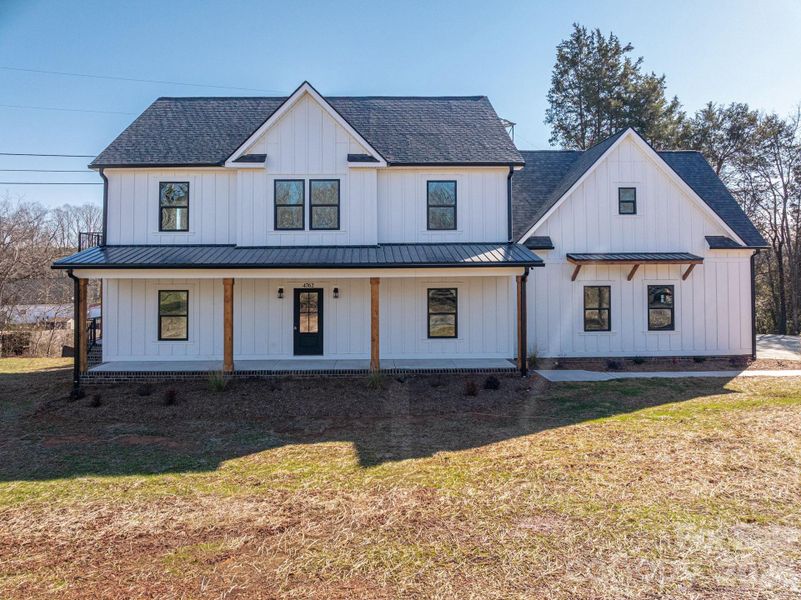 Exterior details and patio area of a home in , Denver (Image 27).