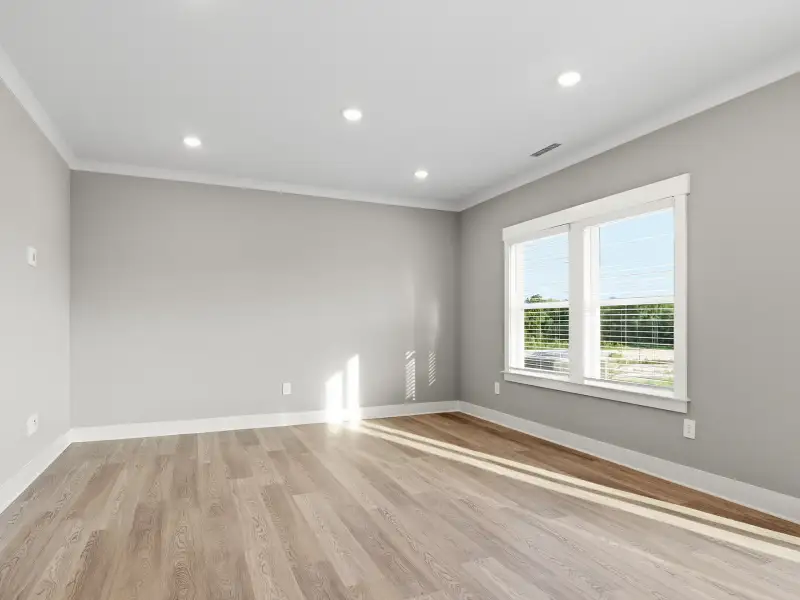 Spacious, unfurnished interior of a new home in Watkins Glen, Raleigh (Image 10).