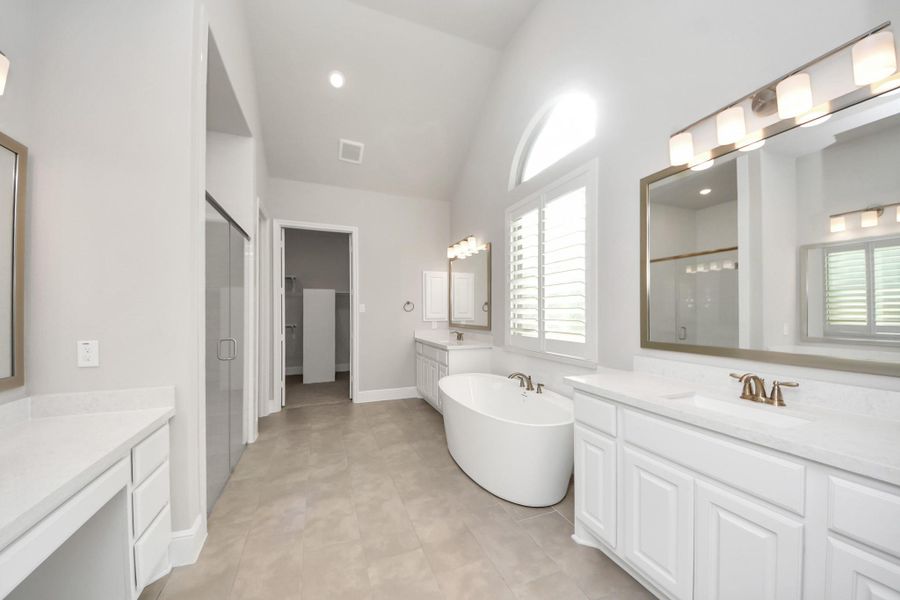 Furnished interior view inside a new home in Sienna 70', Missouri City (Image 15). Furnished interior view inside a new home in Sienna 70', Missouri City (Image 15).