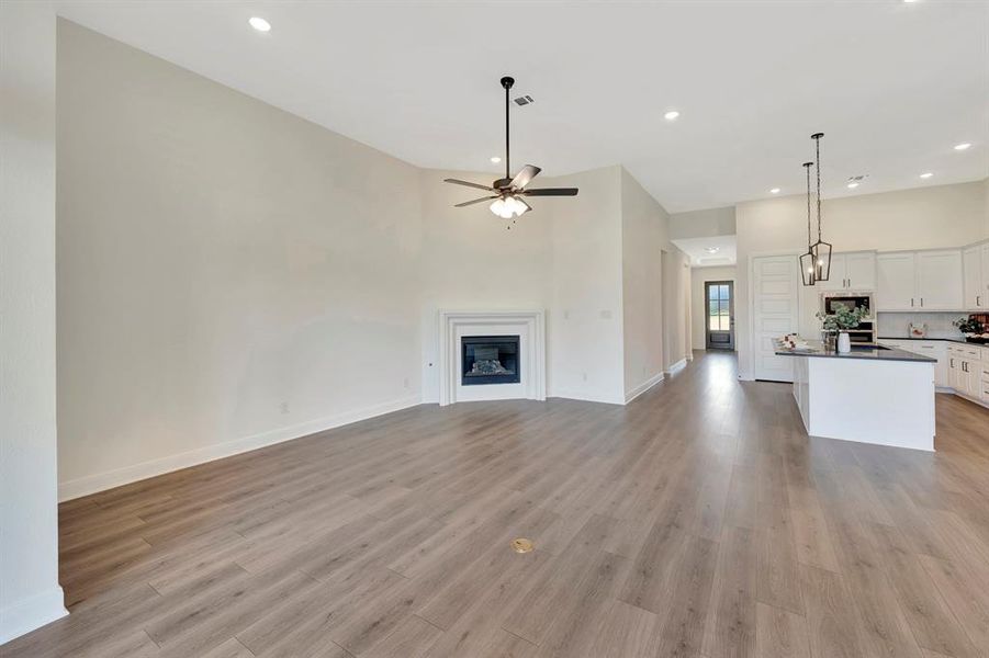 Spacious, unfurnished interior of a new home in South Pointe Cottage Series, Mansfield (Image 24). Spacious, unfurnished interior of a new home in South Pointe Cottage Series, Mansfield (Image 24).