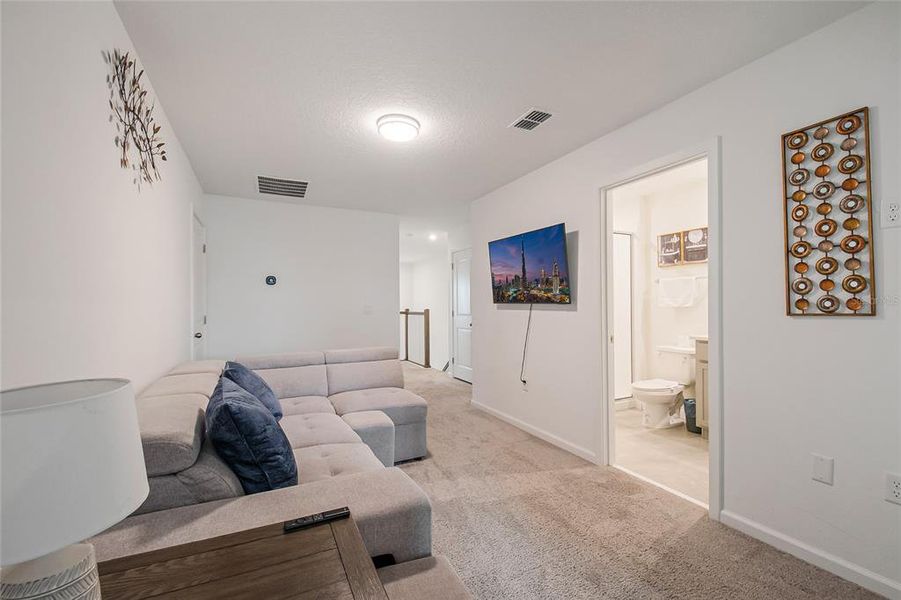 Furnished interior view inside a new home in , Kissimmee (Image 40).