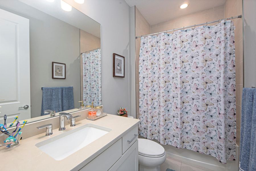 Furnished interior view inside a new home in , Port St. Lucie (Image 13).