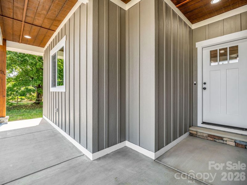 Covered front porch, hardyboard siding, extra insulation throughout as well as all doors and windows. Covered front porch, hardyboard siding, extra insulation throughout as well as all doors and windows.