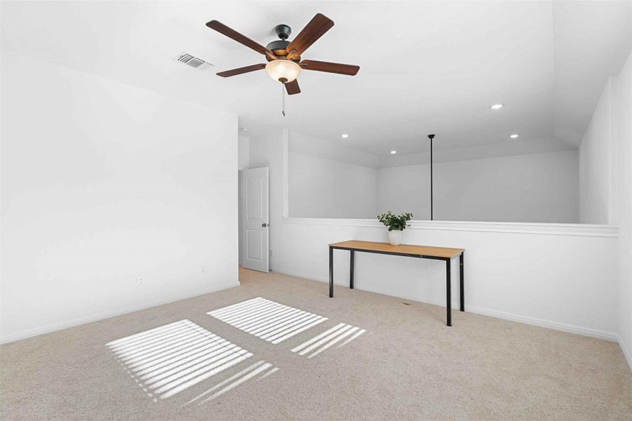 Spacious, unfurnished interior of a new home in , Leander (Image 37).