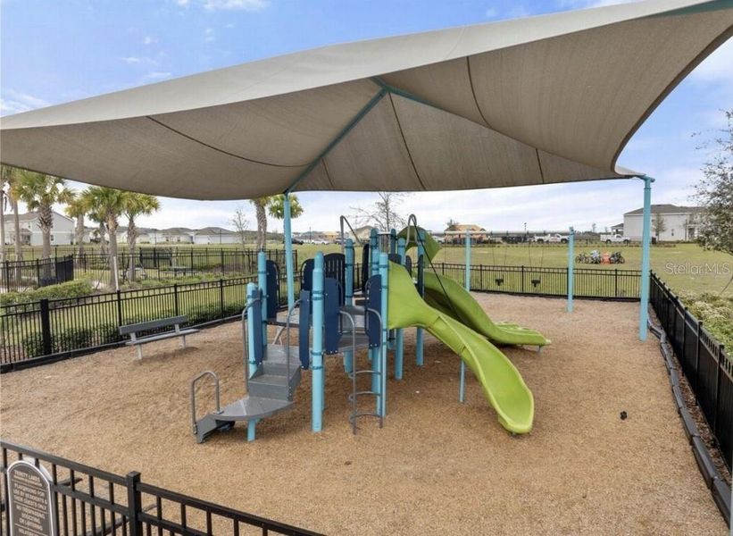Community amenities in , Groveland (Image 19). Community amenities in , Groveland (Image 19).