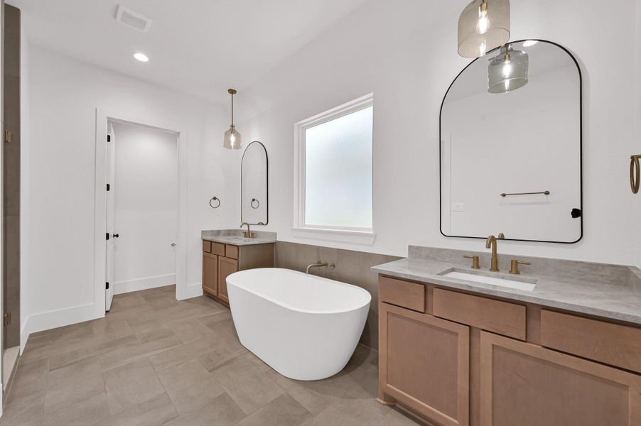 Furnished interior view inside a new home in , Willis (Image 5).