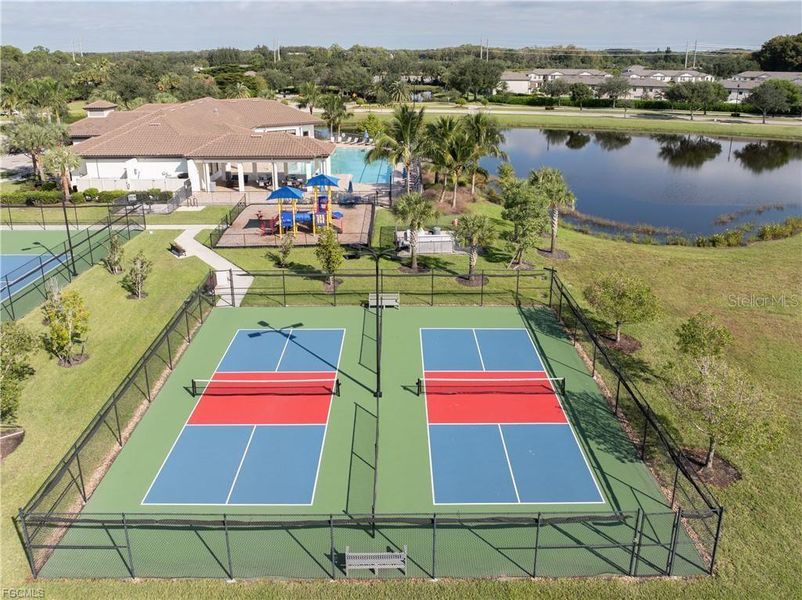 Community amenities in , Fort Myers (Image 36).