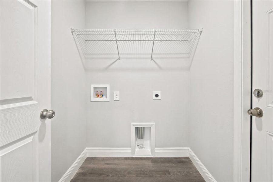 Spacious, unfurnished interior of a new home in , Ocala (Image 21).
