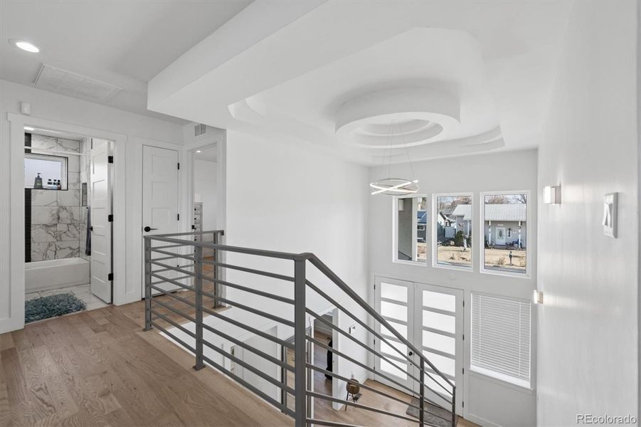 Spacious, unfurnished interior of a new home in , Aurora (Image 22).