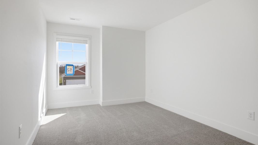 Spacious, unfurnished interior of a new home in Millstone Village, Morristown (Image 20).