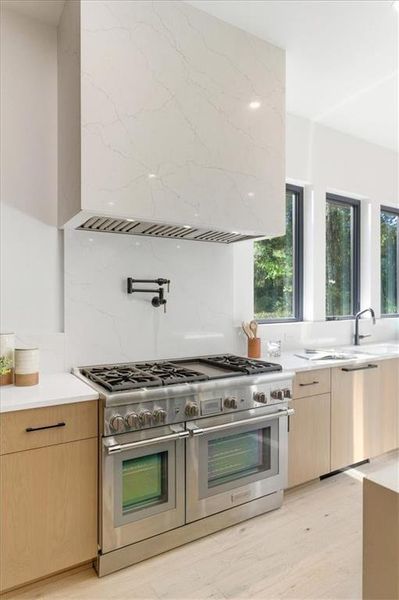 Close-up of interior finishes inside a home in Aster, Roswell (Image 79).