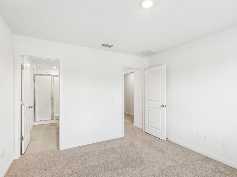 Spacious, unfurnished interior of a new home in The District at Oakleaf - The Commons, Middleburg (Image 13). Spacious, unfurnished interior of a new home in The District at Oakleaf - The Commons, Middleburg (Image 13).