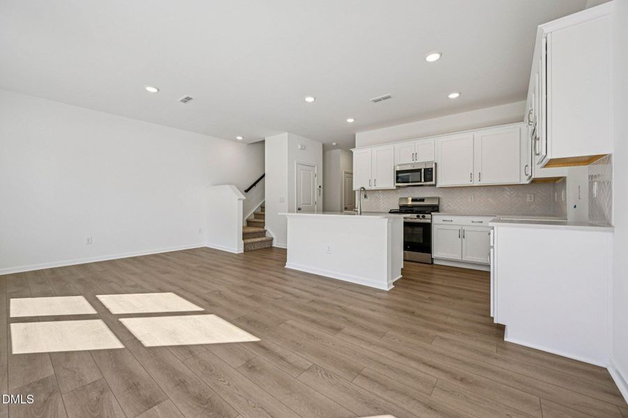 10-web-or-mls-Mirth Ct-S1403-010 10-web-or-mls-Mirth Ct-S1403-010