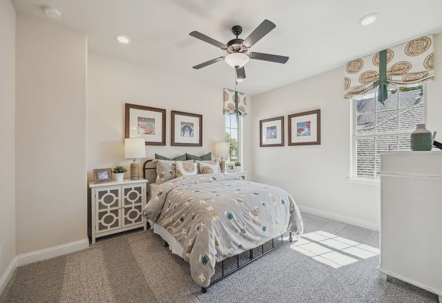 Plan 5051 Bed 2 - Staged - 22 of 26