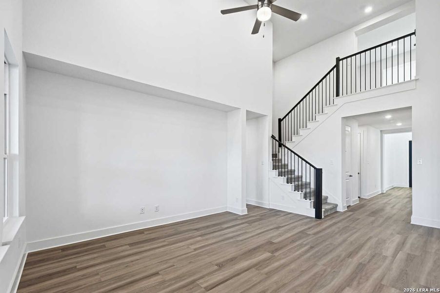 Spacious, unfurnished interior of a new home in The Crossvine, Schertz (Image 5).