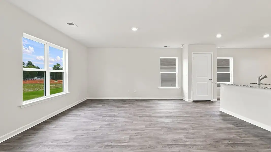 Spacious, unfurnished interior of a new home in Carter Ridge, Greenville (Image 20).