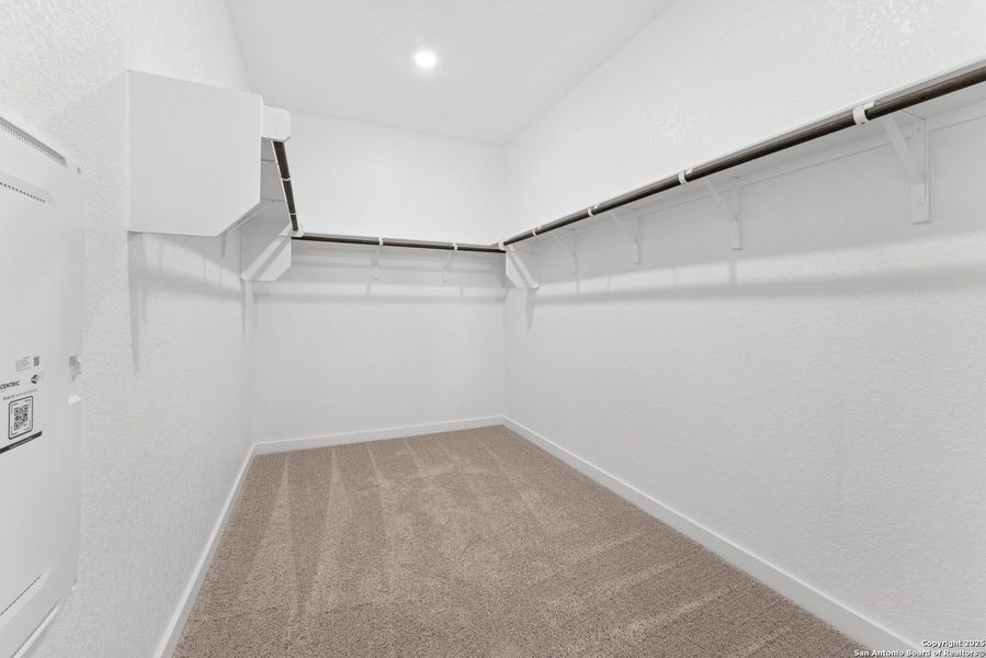 Spacious, unfurnished interior of a new home in , New Braunfels (Image 20). Spacious, unfurnished interior of a new home in , New Braunfels (Image 20).