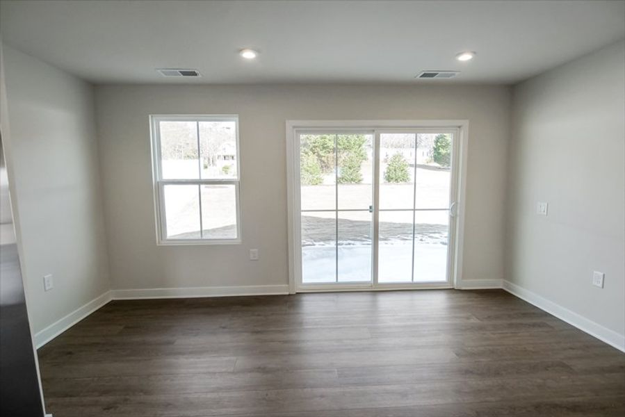 Spacious, unfurnished interior of a new home in Waverly Springs, Woodruff (Image 14). Spacious, unfurnished interior of a new home in Waverly Springs, Woodruff (Image 14).