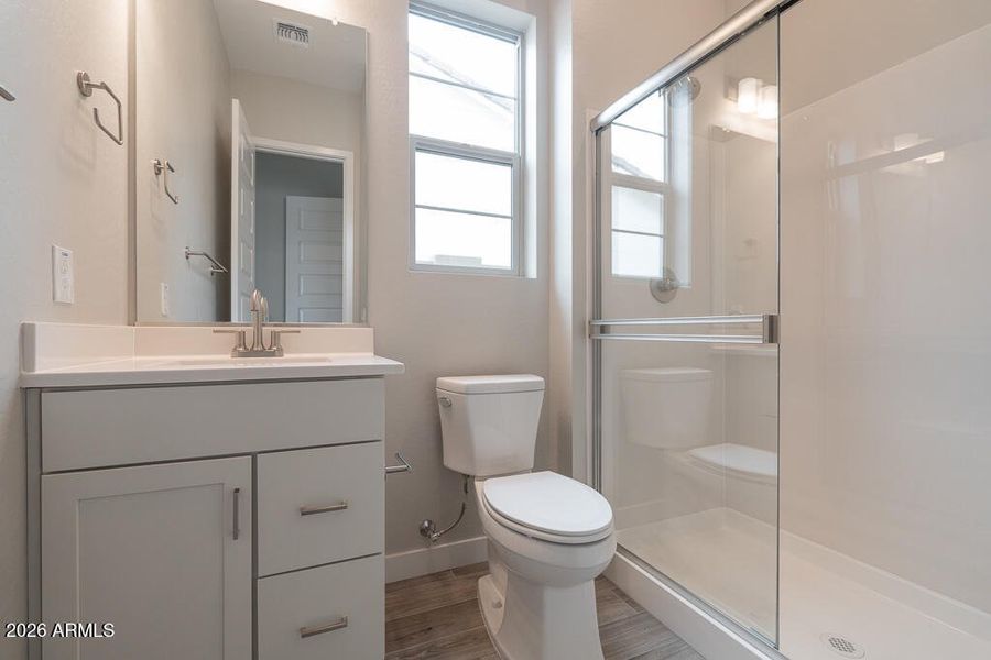 Tri Pointe Waterston Central 273 - Bathr