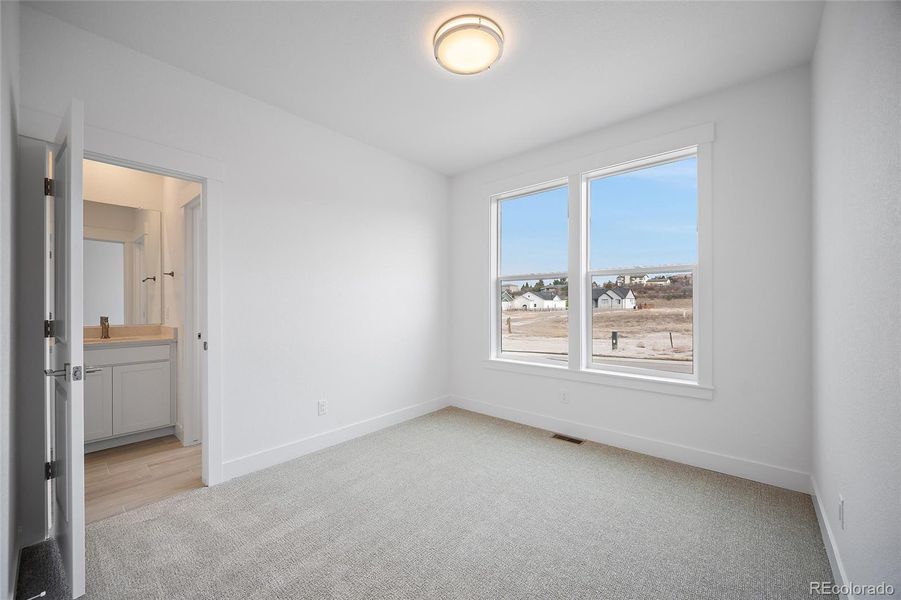 Spacious, unfurnished interior of a new home in Jackson Creek, Monument (Image 21).