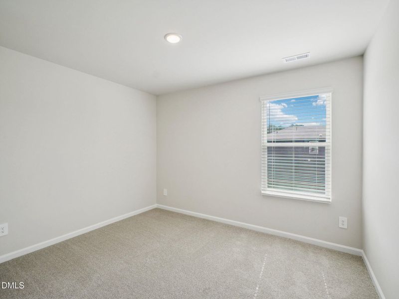 28-web-or-mls-Raleigh - River Glen - 636