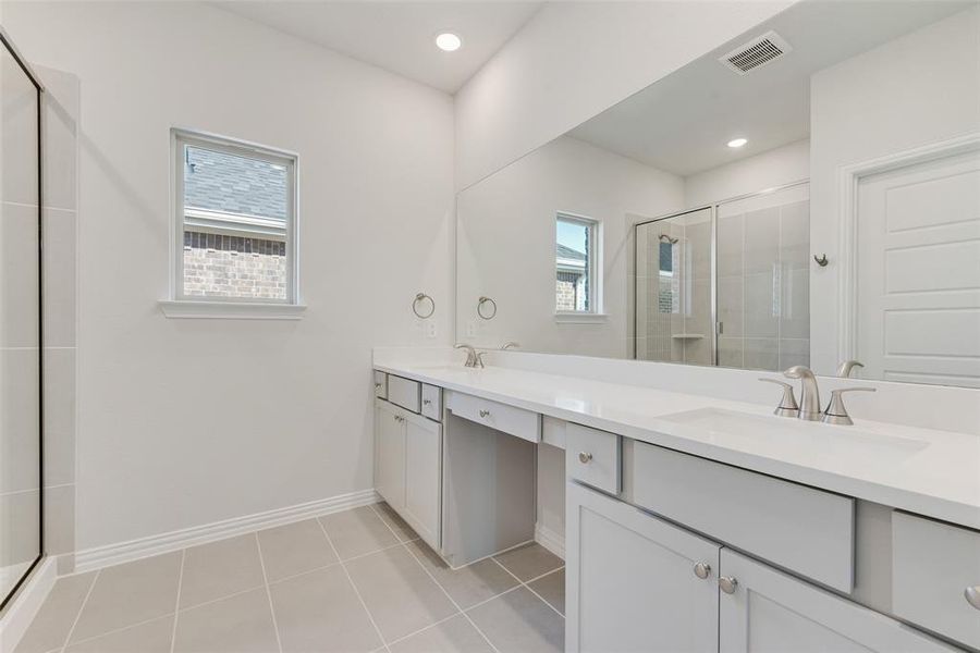 Furnished interior view inside a new home in Walden Pond, Forney (Image 12).