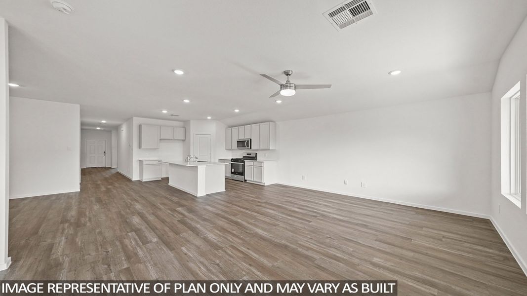 Representative unfurnished interior of a home built from the Harris by D.R. Horton in Sunterra Lakes, Brookshire (Image 8). Representative unfurnished interior of a home built from the Harris by D.R. Horton in Sunterra Lakes, Brookshire (Image 8).
