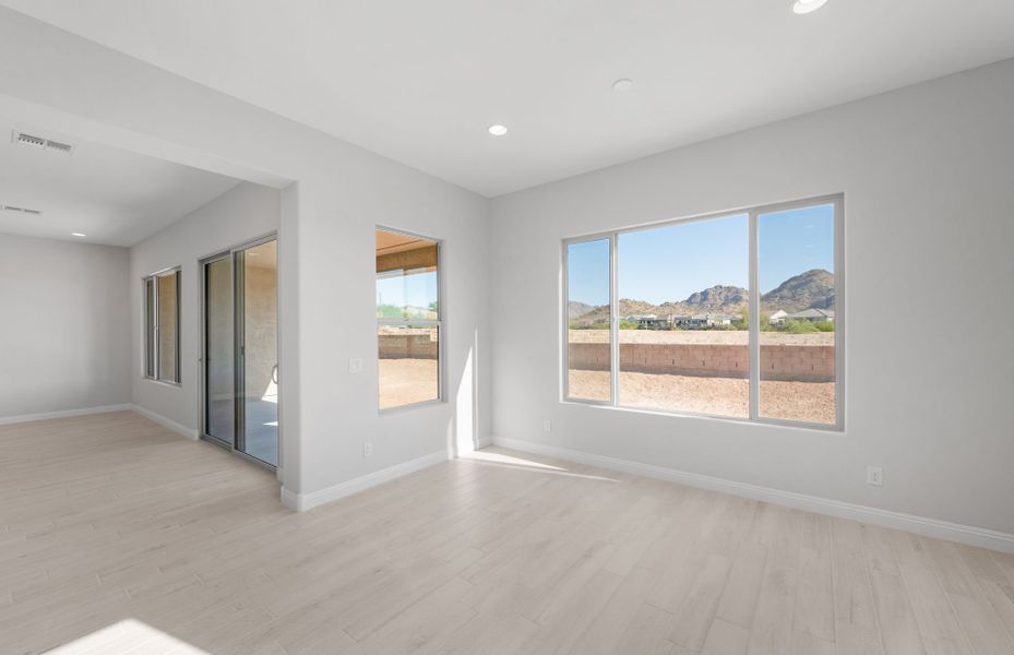Spacious, unfurnished interior of a new home in Sun City Festival, Buckeye (Image 21).