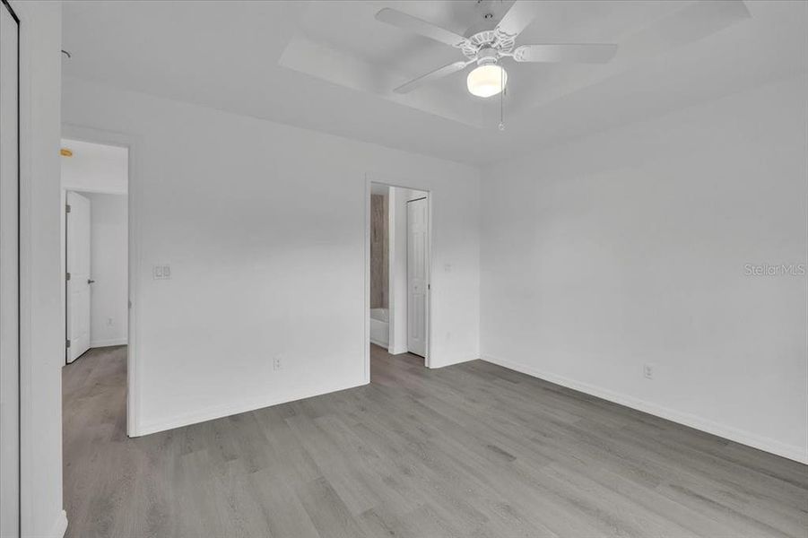 Spacious, unfurnished interior of a new home in , Punta Gorda (Image 17).