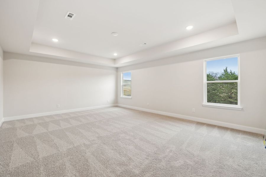 Spacious, unfurnished interior of a new home in Willow Landing, Mount Juliet (Image 30).