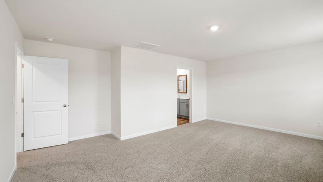 Spacious, unfurnished interior of a new home in Bentley Park, Greenwood (Image 34). Spacious, unfurnished interior of a new home in Bentley Park, Greenwood (Image 34).