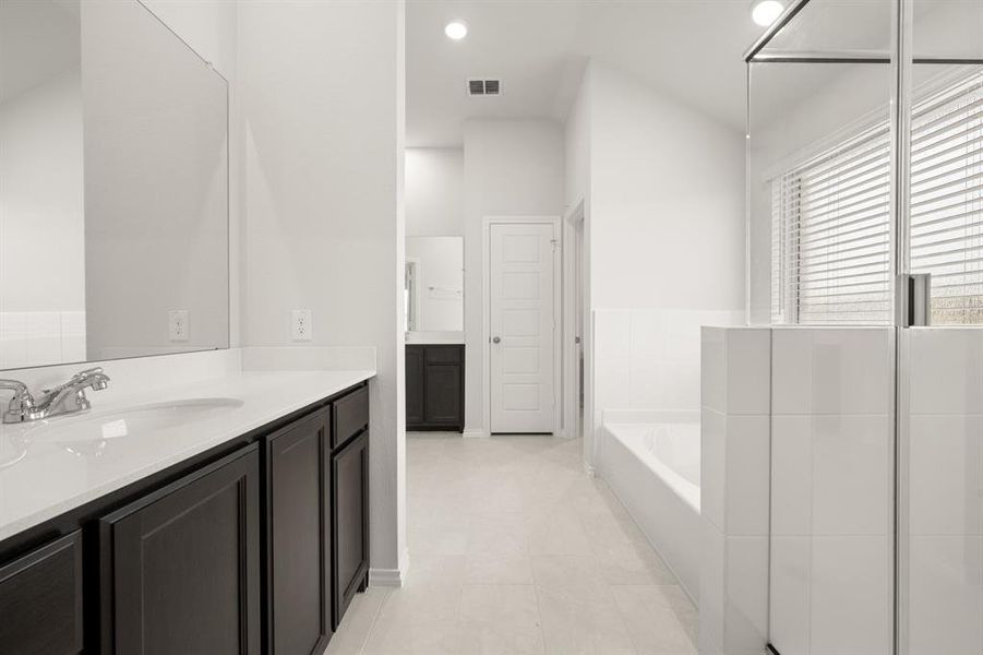 2607 Streamside- Primary Suite-3919