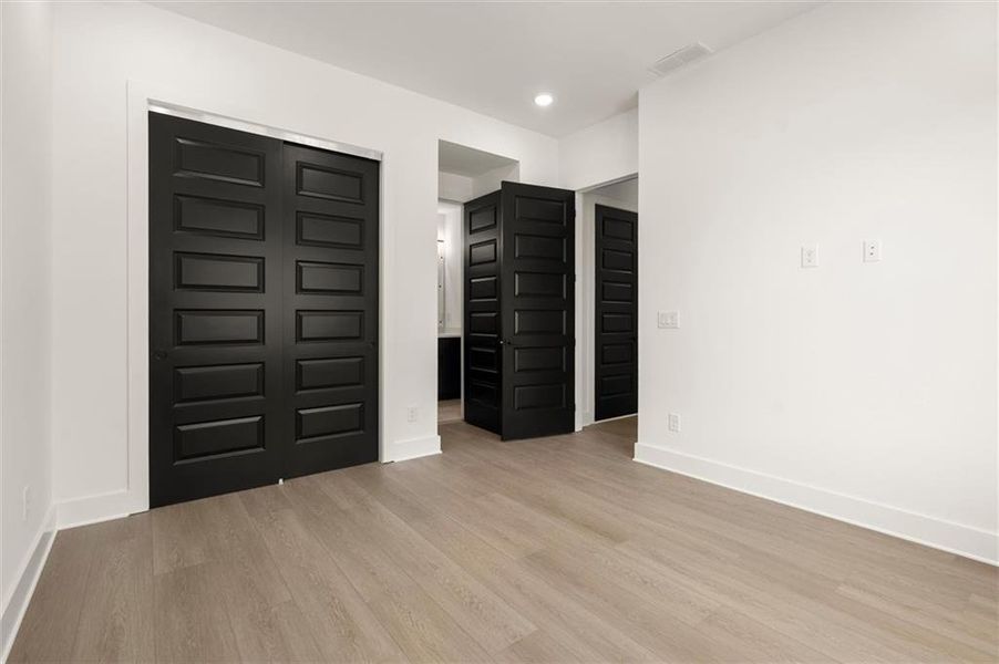 Spacious, unfurnished interior of a new home in The Gathering – Alpharetta, Alpharetta (Image 50).