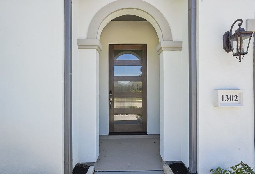 Plan 5019 Porch - 2 of 18