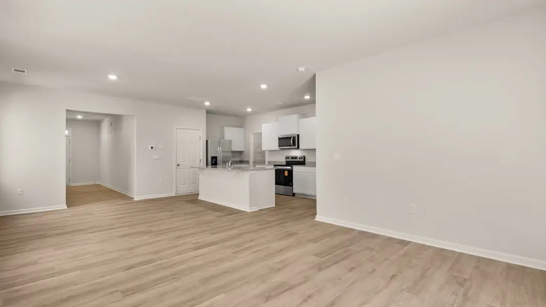 Representative unfurnished interior of a home built from the Robie by D.R. Horton in Braselton Village, Braselton (Image 17).