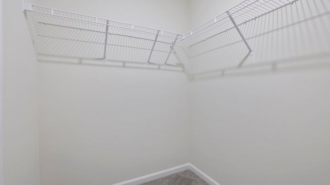 Spacious, unfurnished interior of a new home in Cedar Gap, Fountain Inn (Image 33).