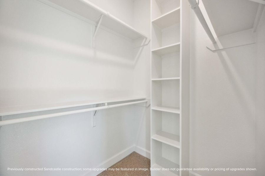 Walk-in closet number two? Yes, please. Whether you’re team minimal or full-on fashionista, there’s space to stay organized in style. Walk-in closet number two? Yes, please. Whether you’re team minimal or full-on fashionista, there’s space to stay organized in style.
