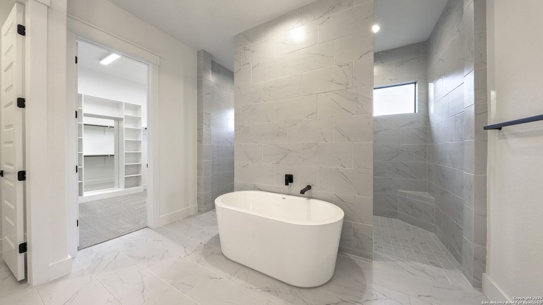 Furnished interior view inside a new home in , New Braunfels (Image 5).