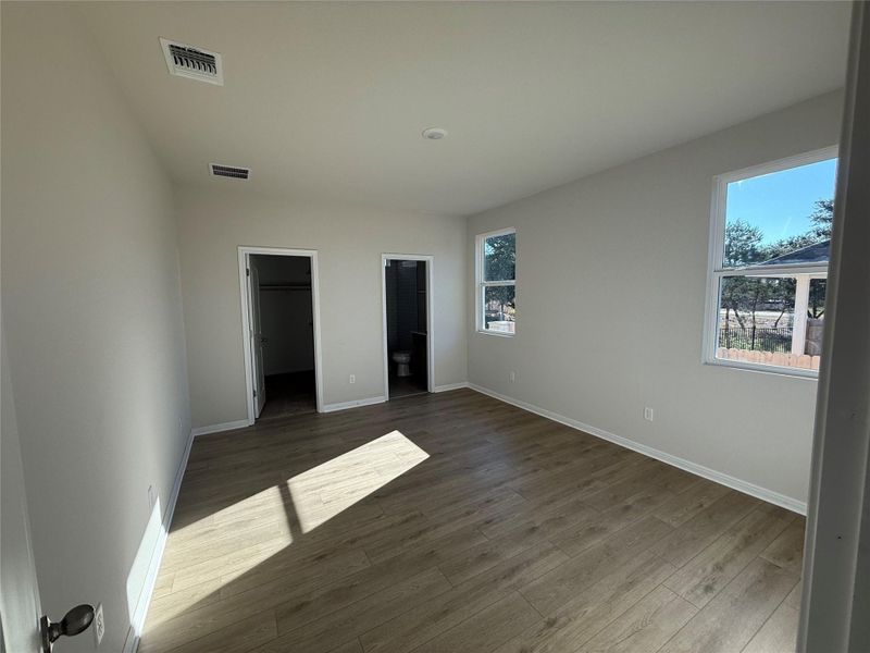 Spacious, unfurnished interior of a new home in The Cottages at La Cima, San Marcos (Image 7). Spacious, unfurnished interior of a new home in The Cottages at La Cima, San Marcos (Image 7).