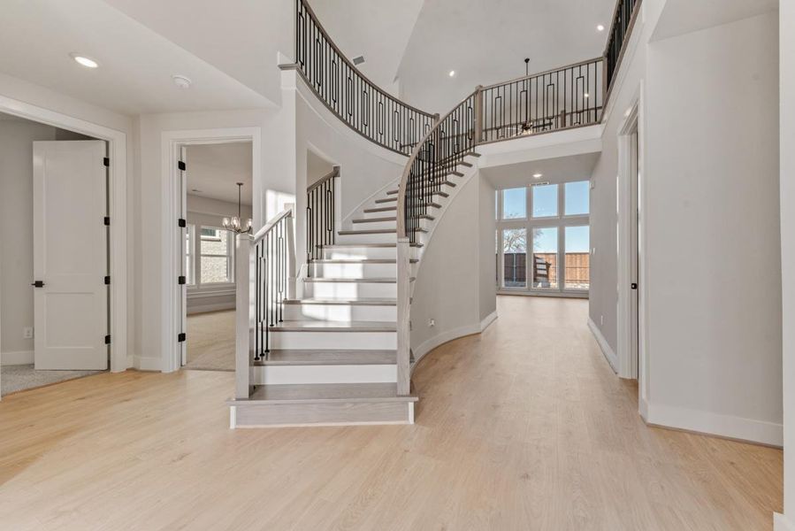 Spacious, unfurnished interior of a new home in Grand Estates of Anna, Anna (Image 23). Spacious, unfurnished interior of a new home in Grand Estates of Anna, Anna (Image 23).