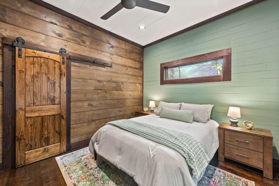 Furnished interior view inside a new home in , McCaysville (Image 19).