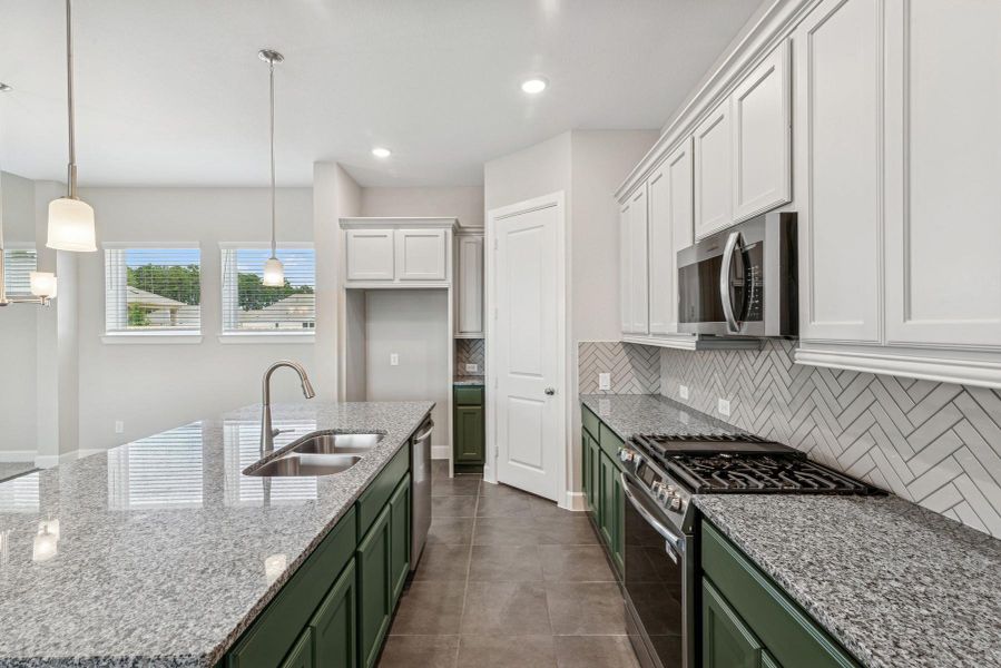 Furnished interior view inside a new home in ARTAVIA 45' Homesites, Conroe (Image 7). Furnished interior view inside a new home in ARTAVIA 45' Homesites, Conroe (Image 7).