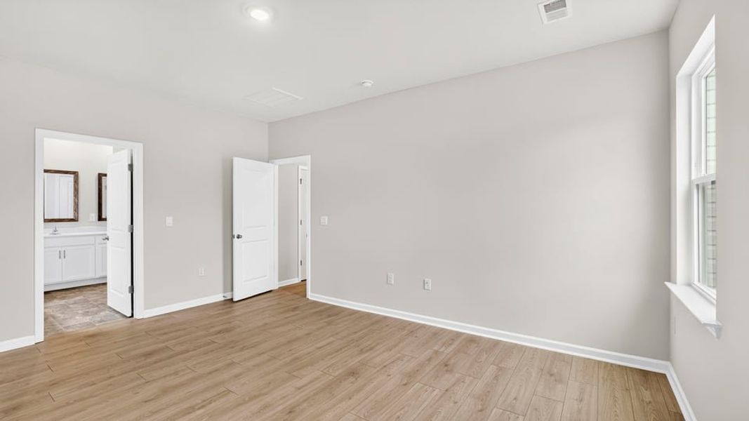 Spacious, unfurnished interior of a new home in Baxter Village, Boiling Springs (Image 34). Spacious, unfurnished interior of a new home in Baxter Village, Boiling Springs (Image 34).